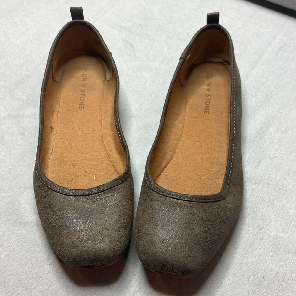 Sun and Stone SS Avvery  grayish brown slip on flat size 8 1/2